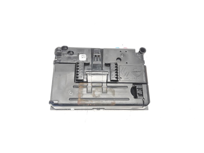 Recambio de modulo electronico para dacia sandero 0.9 tce cat referencia OEM IAM 284B16583R  
