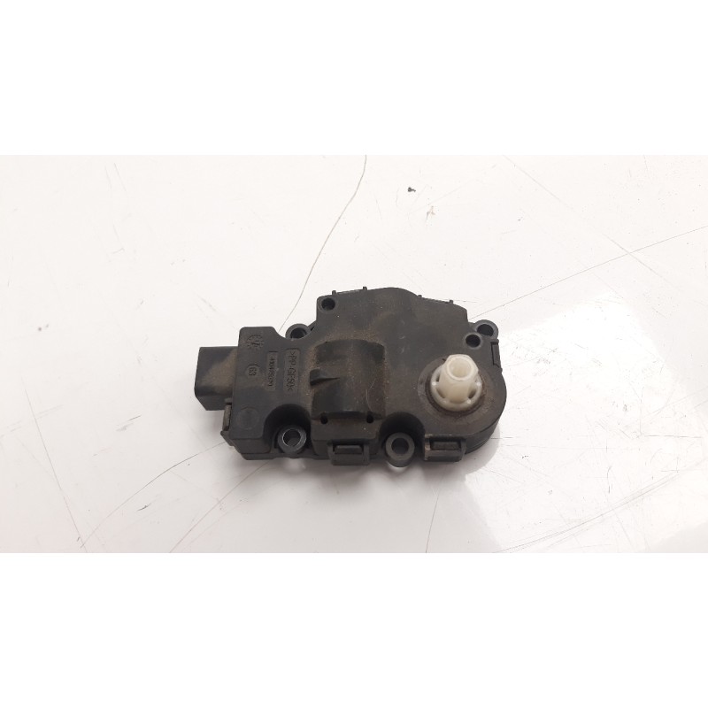 Recambio de motor calefaccion para porsche cayenne (typ 92aa) 4.8 v8 cat referencia OEM IAM 52424892  