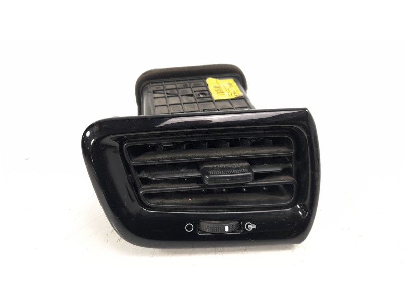 Recambio de rejilla aireadora para kia stonic (ybcuv) 1.0 tgdi cat referencia OEM IAM 97490H8100  