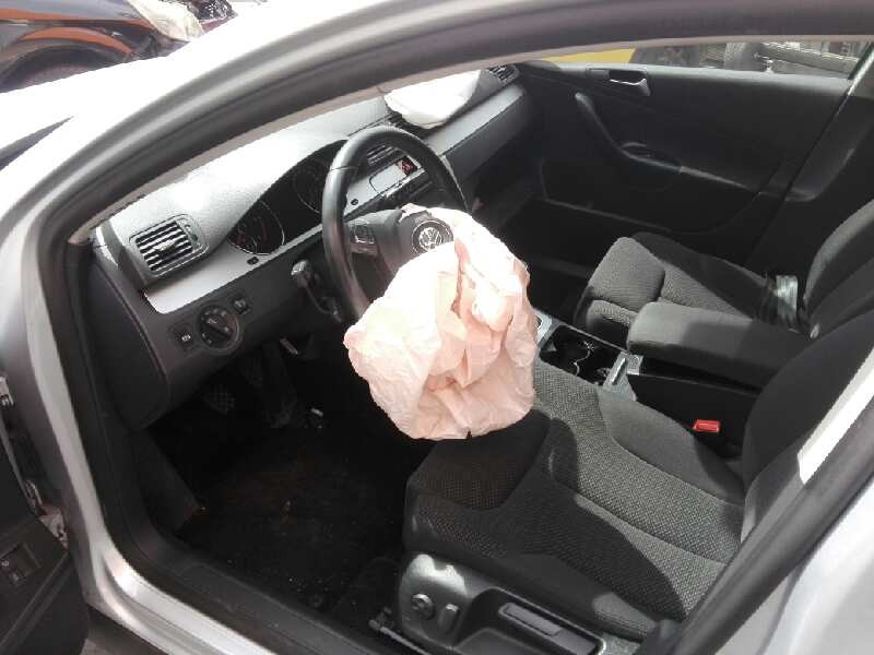 volkswagen passat berlina (3c2) del año 2010