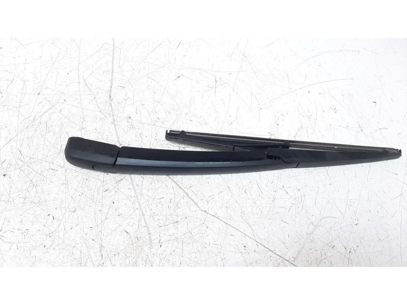 Recambio de brazo limpia trasero para kia stonic (ybcuv) 1.0 tgdi cat referencia OEM IAM 988112P000  