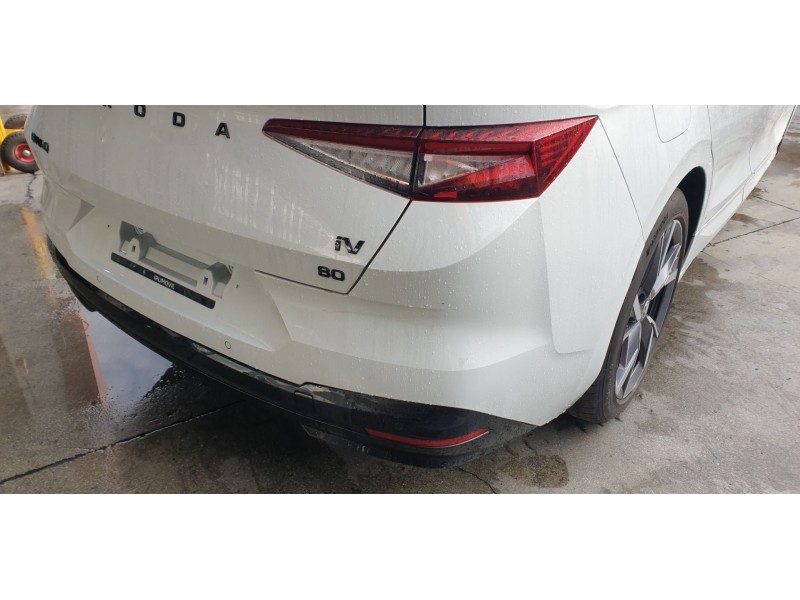 Recambio de paragolpes trasero para skoda enyaq iv coupé (5ac) 80 sportline referencia OEM IAM 5LE807421  