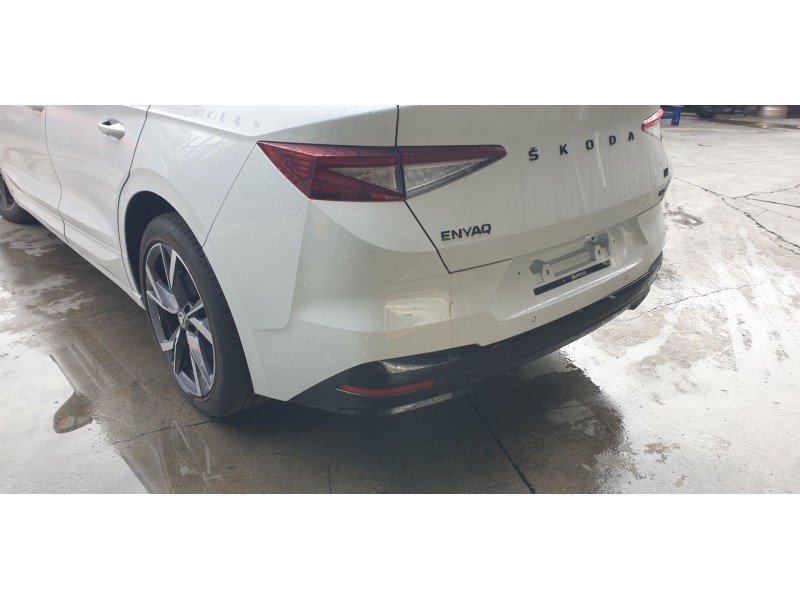 Recambio de paragolpes trasero para skoda enyaq iv coupé (5ac) 80 sportline referencia OEM IAM 5LE807421  