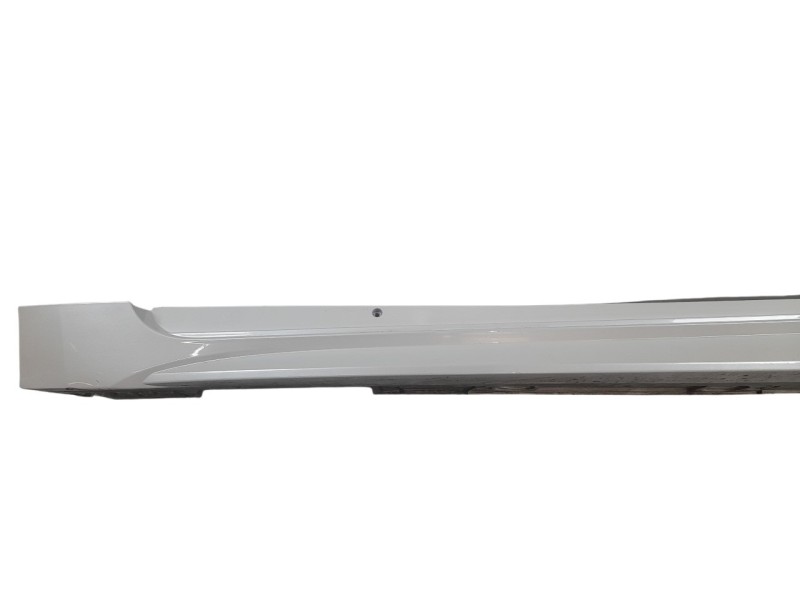 Recambio de estribos laterales para toyota corolla (e21) hybrid style referencia OEM IAM 7586002210  