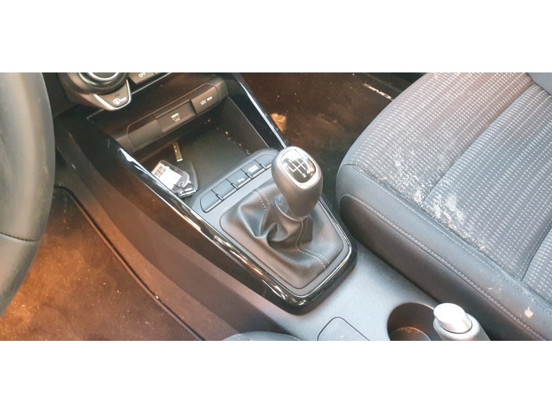 Recambio de caja cambios para kia stonic (ybcuv) 1.0 tgdi cat referencia OEM IAM 430A026324 68311994AA 