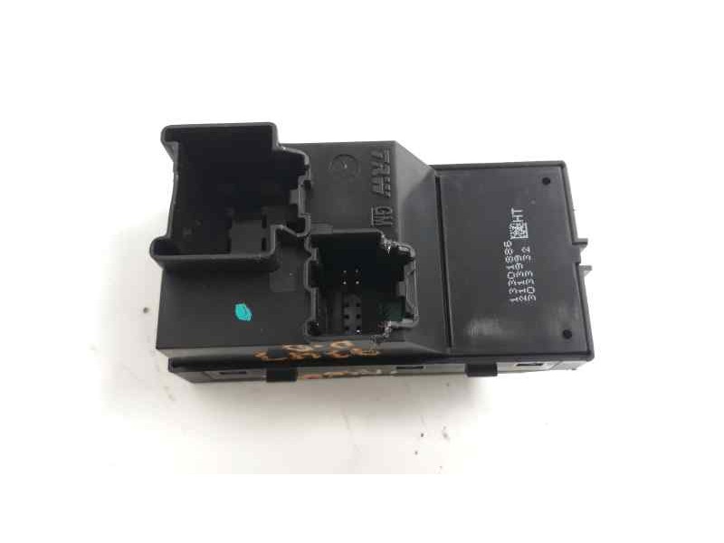 Recambio de mando elevalunas delantero derecho para opel insignia berlina selective referencia OEM IAM 13301886  