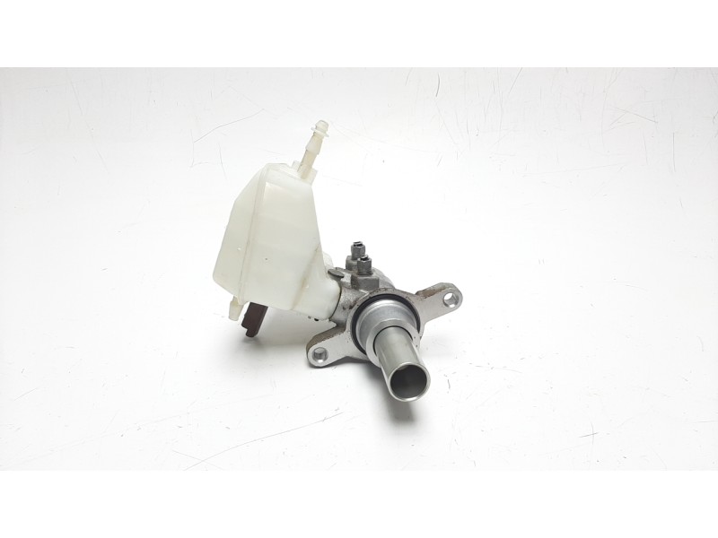 Recambio de bomba freno para citroen c4 picasso shine referencia OEM IAM 1610017880  