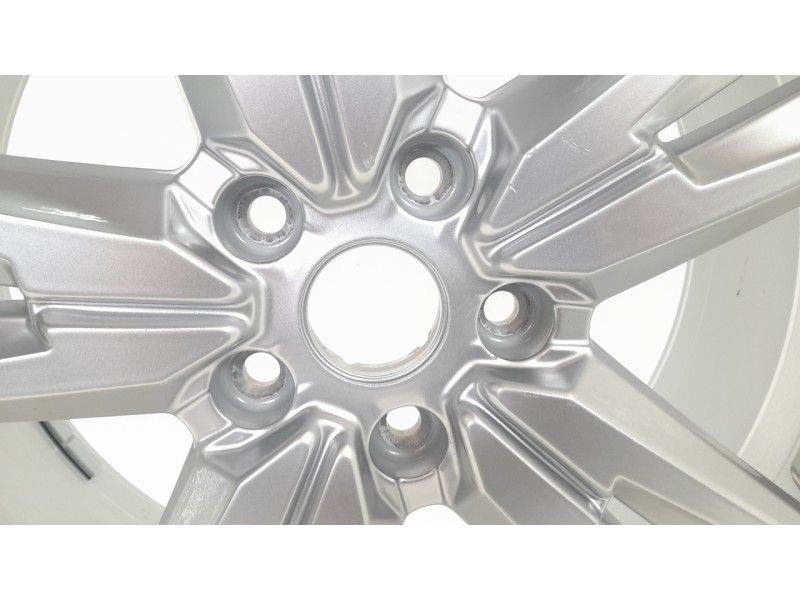 Recambio de llanta para seat ateca (khp) fr referencia OEM IAM 575601025G  