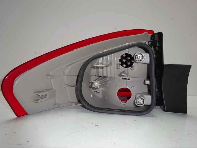 Recambio de piloto trasero derecho para ford mondeo ber. (ca2) referencia OEM IAM 1523732 103F10410710 FD1104153