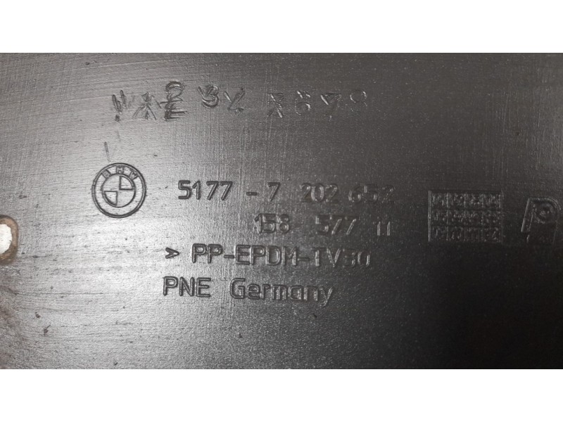 Recambio de estribos laterales para bmw serie 3 berlina (e90) 318d referencia OEM IAM 51777202652  