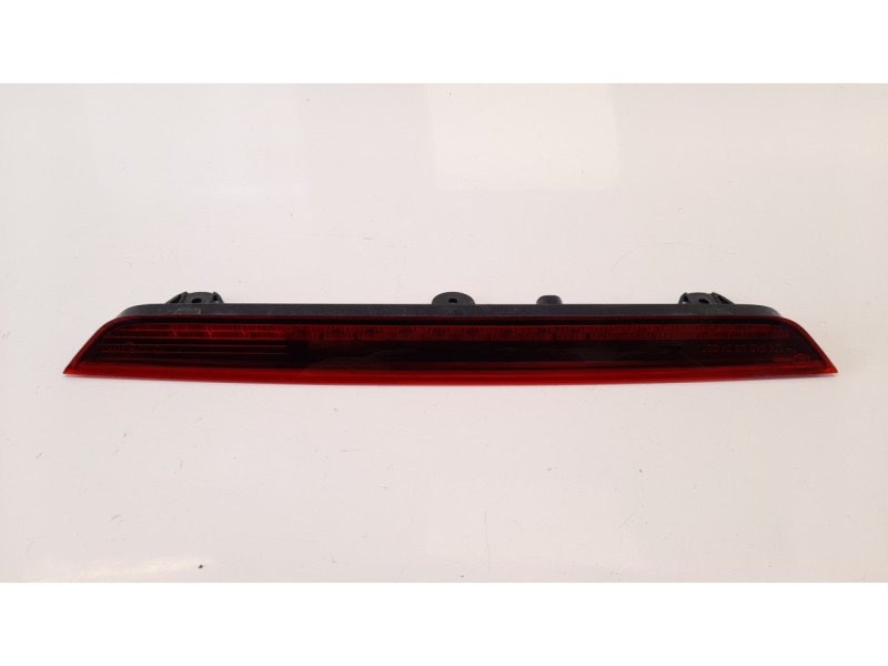 Recambio de luz central de freno para porsche cayenne (typ 92aa) 4.8 v8 cat referencia OEM IAM 4L0945097 2DA965096 