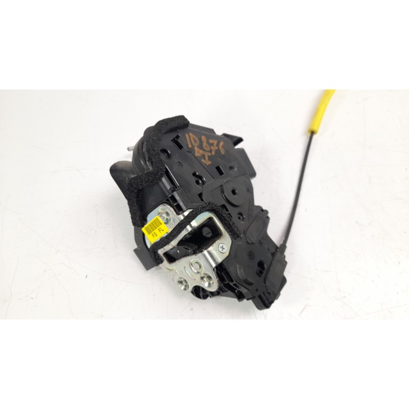 Recambio de cerradura puerta delantera izquierda para kia stonic (ybcuv) 1.0 tgdi cat referencia OEM IAM 81310H8040  