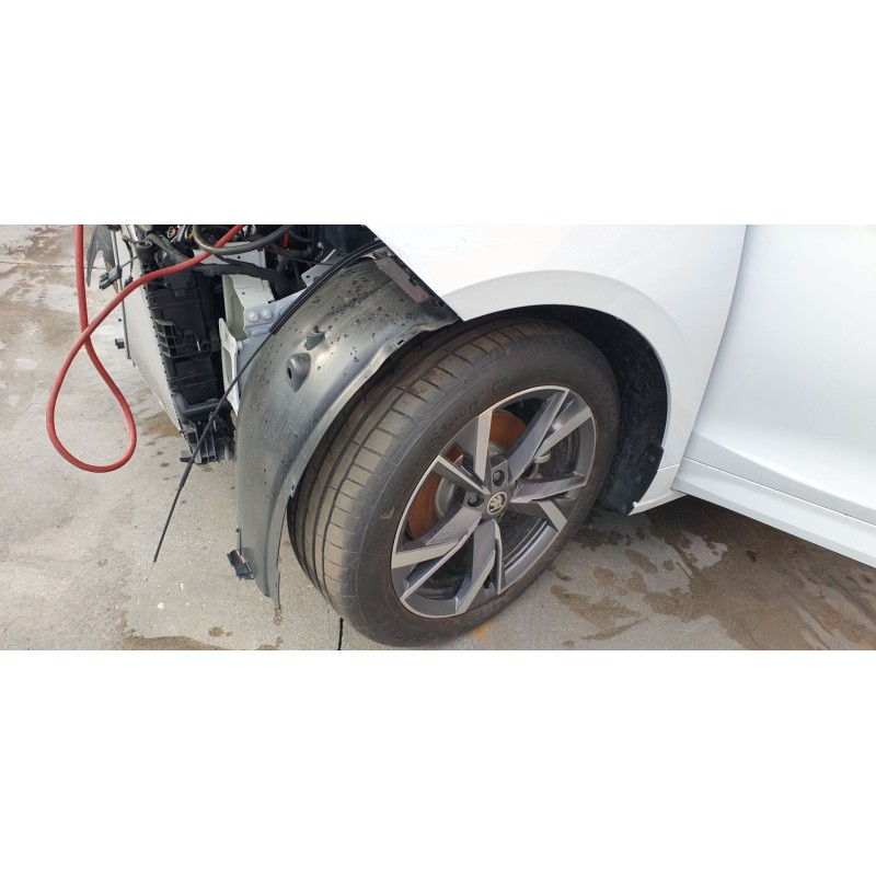 Recambio de paso rueda delantero izquierdo para skoda enyaq iv coupé (5ac) 80 sportline referencia OEM IAM 5LA809957  