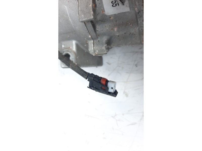 Recambio de compresor aire acondicionado para kia stonic (ybcuv) 1.0 tgdi cat referencia OEM IAM 97701H8400 1E39E17100 8D061-017