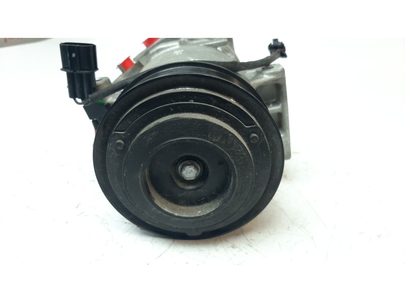 Recambio de compresor aire acondicionado para kia stonic (ybcuv) 1.0 tgdi cat referencia OEM IAM 97701H8400 1E39E17100 8D061-017