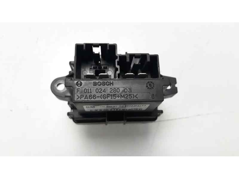 Recambio de resistencia calefaccion para opel insignia berlina selective referencia OEM IAM 13503201  