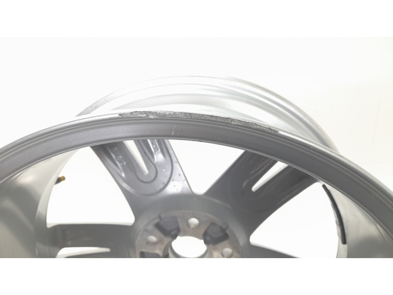Recambio de llanta para seat ateca (khp) fr referencia OEM IAM 575601025G  
