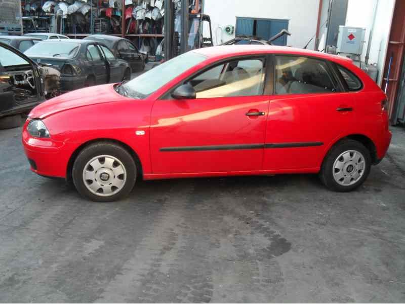 seat ibiza (6l1) del año 2002