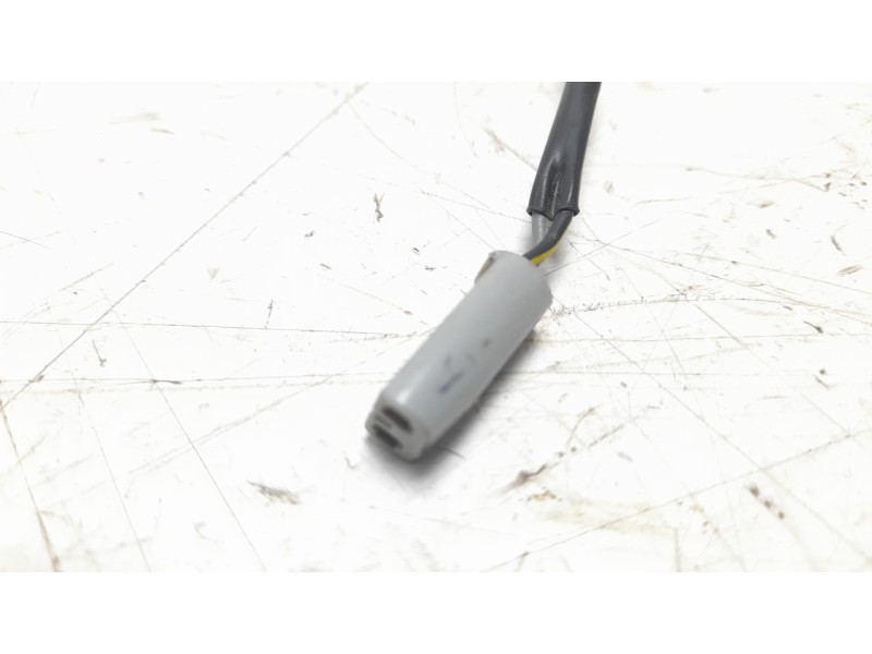 Recambio de piloto trasero izquierdo para ktm 125 duke referencia OEM IAM JY401025  