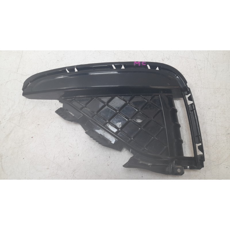 Recambio de moldura paragolpe delantera izquierda para renault arkana i (lcm_, ldn_) 1.3 tce 140 (ldn0) referencia OEM IAM 261A3