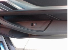 MANDO ELEVALUNAS DELANTERO DERECHO 61319867158 