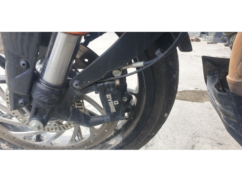 Recambio de pinza de freno delantera izquierda para ktm 125 duke referencia OEM IAM 94813015000  