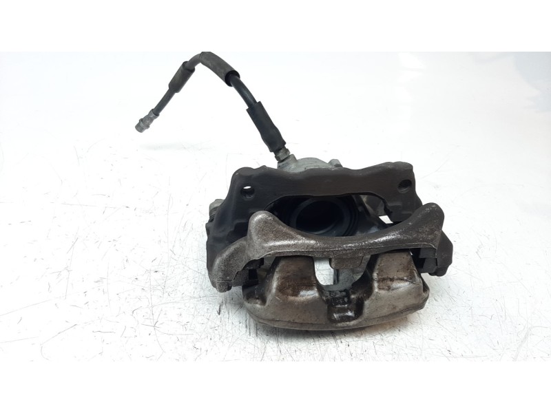 Recambio de pinza de freno delantera derecha para mercedes-benz clase c (w205) familiar 2.1 cdi cat referencia OEM IAM A20542102