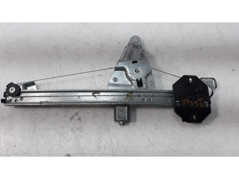 Recambio de elevalunas trasero derecho para dacia sandero 0.9 tce cat referencia OEM IAM 827206057R  