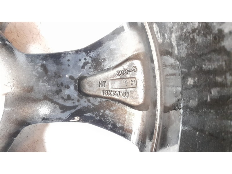 Recambio de llanta para jeep cherokee limited 4wd referencia OEM IAM 5XT12DX8AA  