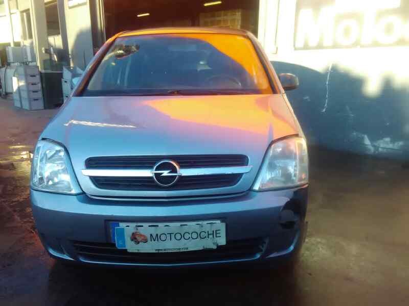 opel meriva del año 2004