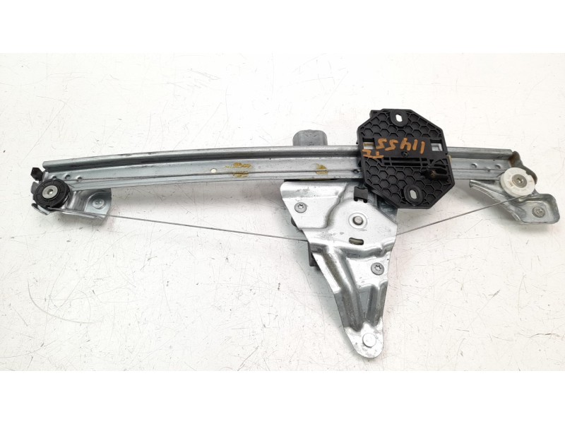 Recambio de elevalunas trasero izquierdo para dacia sandero 0.9 tce cat referencia OEM IAM 827211031R  