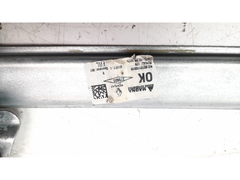 Recambio de elevalunas trasero izquierdo para dacia sandero 0.9 tce cat referencia OEM IAM 827211031R  