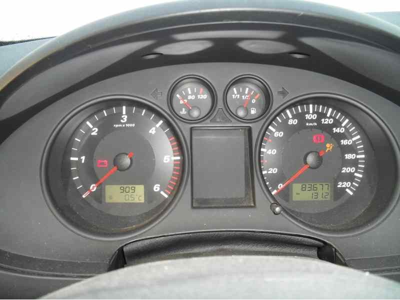 seat ibiza (6l1) del año 2002