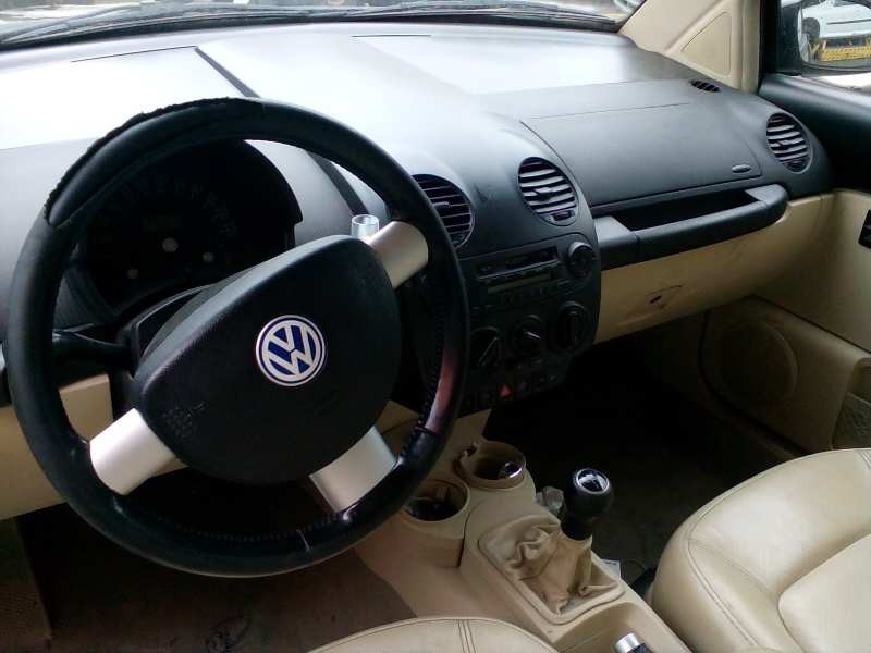 volkswagen new beetle (9c1/1c1) del año 2001