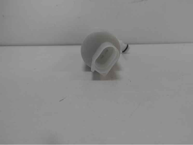 Recambio de bomba limpia para mercedes-benz clase a (w169) referencia OEM IAM A2048690021 190398 