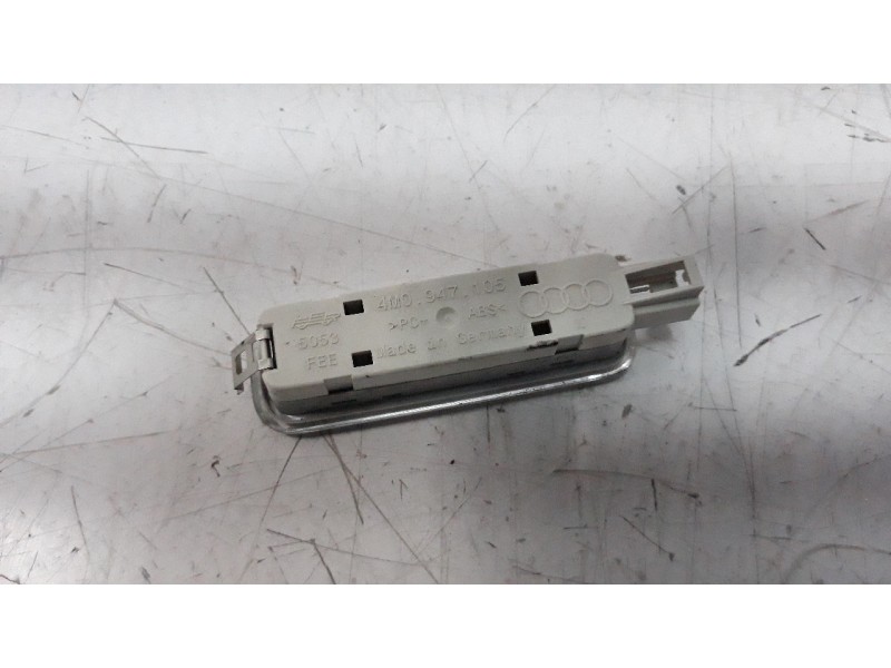 Recambio de luz interior para audi q2 (gab) 1.0 tfsi referencia OEM IAM 4M0947105  