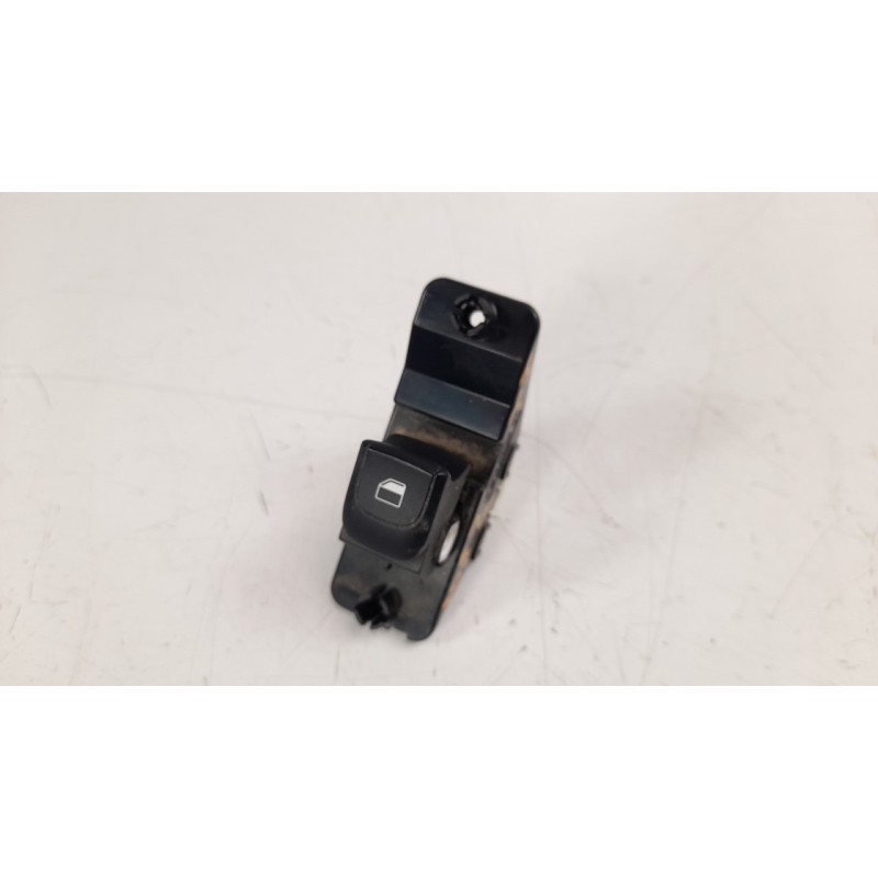 Recambio de mando elevalunas trasero izquierdo para kia stonic (ybcuv) 1.0 tgdi cat referencia OEM IAM 93580H8000  