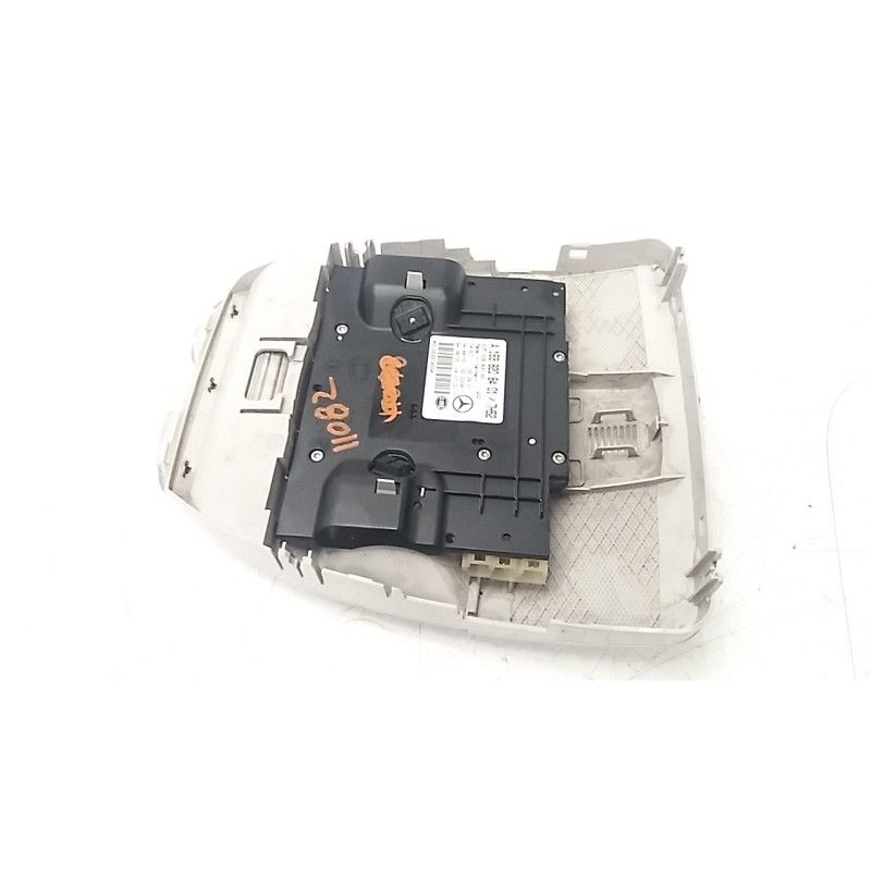 Recambio de luz interior para mercedes-benz clase b (w245) 2.0 cdi cat referencia OEM IAM A1698208401  