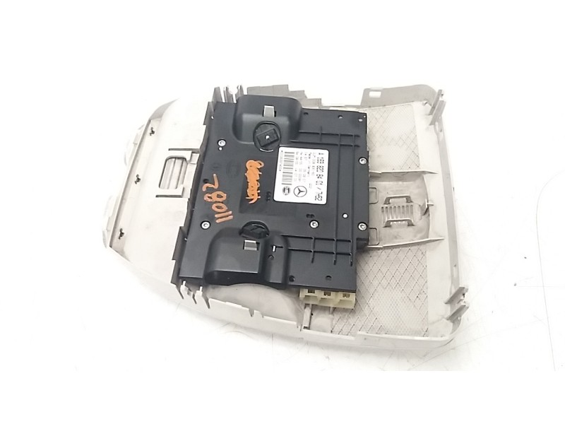 Recambio de luz interior para mercedes-benz clase b (w245) 2.0 cdi cat referencia OEM IAM A1698208401  