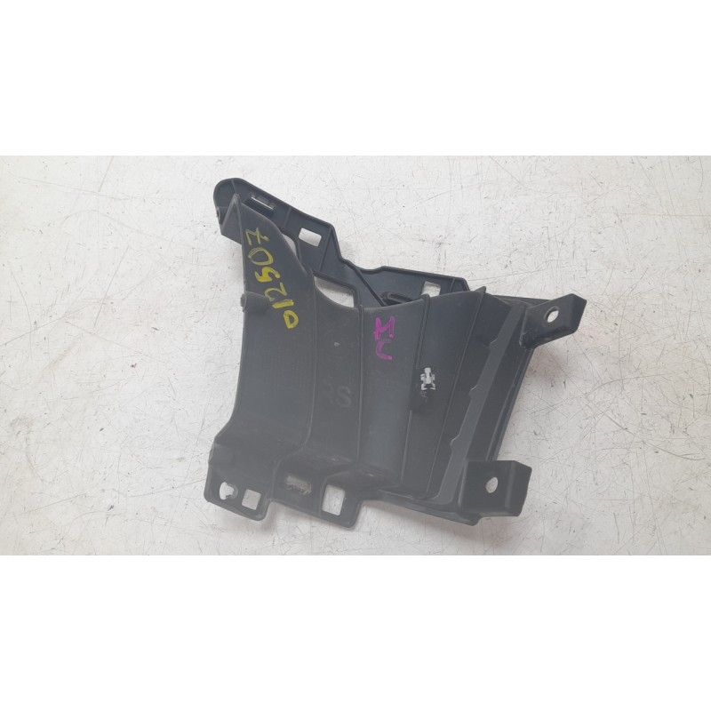 Recambio de canalizador de aire para renault arkana i (lcm_, ldn_) 1.3 tce 140 (ldn0) referencia OEM IAM 628633243R  