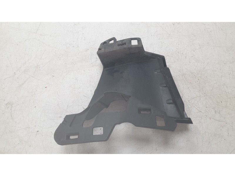 Recambio de canalizador de aire para renault arkana i (lcm_, ldn_) 1.3 tce 140 (ldn0) referencia OEM IAM 628633243R  