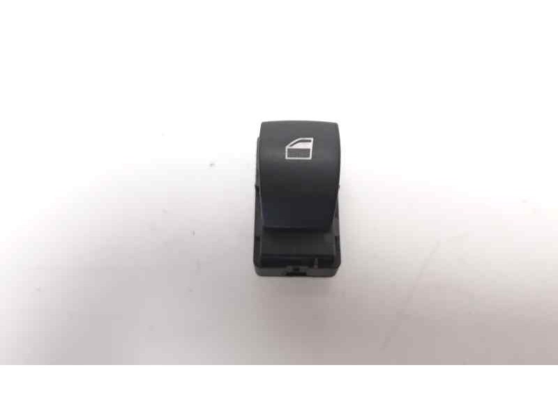 Recambio de mando elevalunas trasero izquierdo para bmw serie 1 berlina (e81/e87) 120d referencia OEM IAM 6935534  