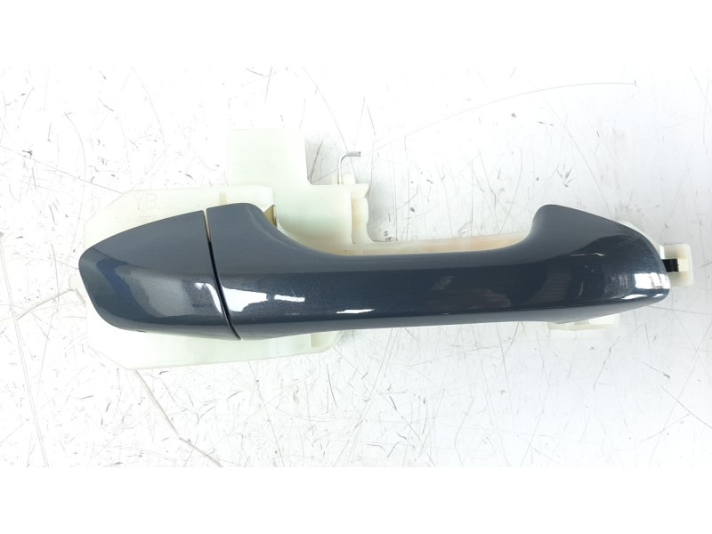 Recambio de maneta exterior delantera derecha para kia stonic (ybcuv) 1.0 tgdi cat referencia OEM IAM 82661H805000  