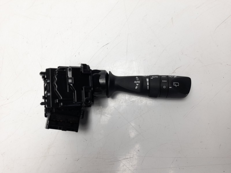 Recambio de mando limpia para toyota c-hr hybrid advance referencia OEM IAM 84652F4020  