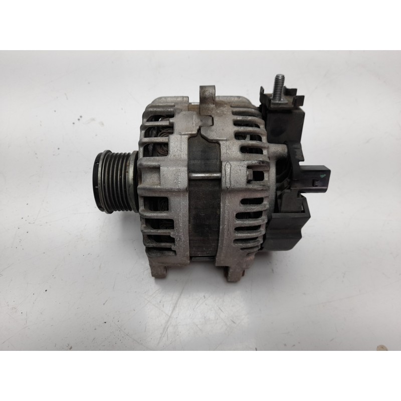 Recambio de alternador para mercedes-benz clase a (w176) a 180 cdi blueefficiency (176.012) referencia OEM IAM 0009063822 ALF420