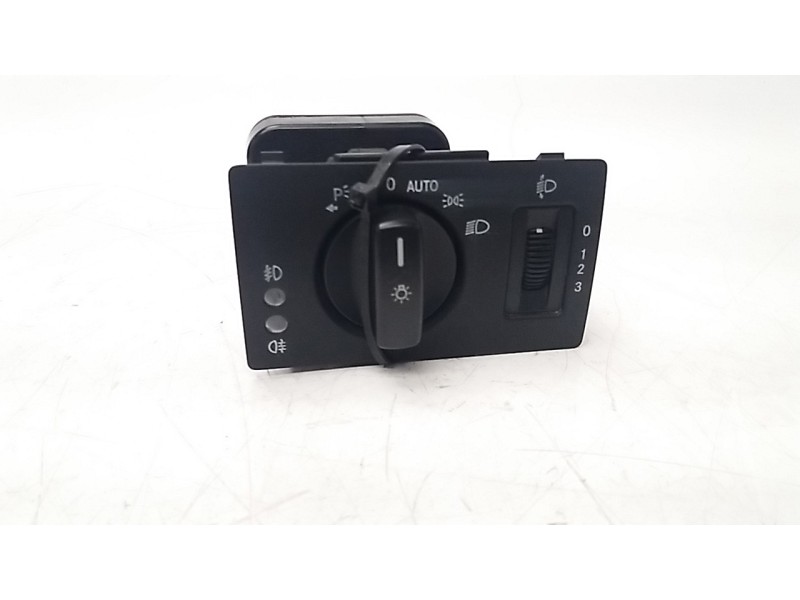 Recambio de mando luces para mercedes-benz clase b (w245) 2.0 cdi cat referencia OEM IAM 1695452704  