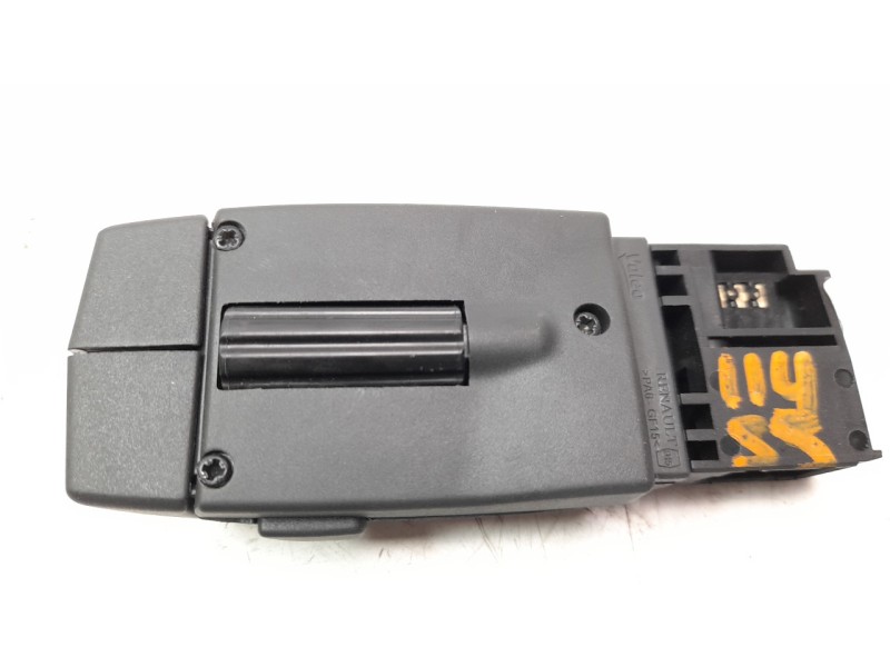 Recambio de mando volante para dacia sandero 0.9 tce cat referencia OEM IAM 255522448R  