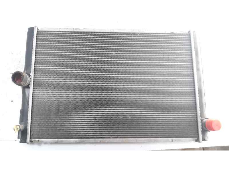 Recambio de radiador agua para toyota auris 1.4 turbodiesel cat referencia OEM IAM 164000N060 53764 