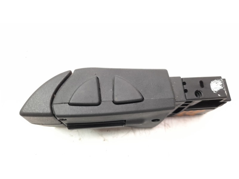Recambio de mando volante para dacia sandero 0.9 tce cat referencia OEM IAM 255522448R  