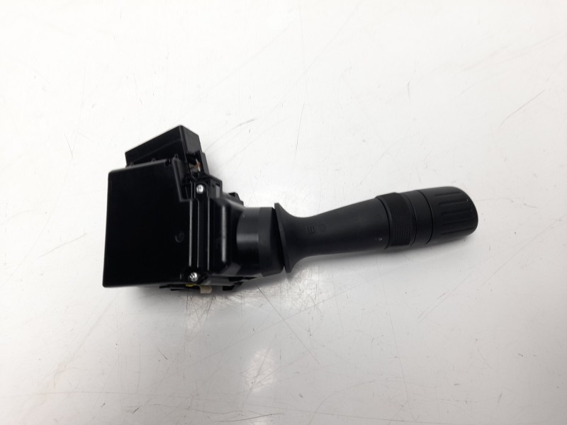 Recambio de mando limpia para toyota c-hr hybrid advance referencia OEM IAM 84652F4020  